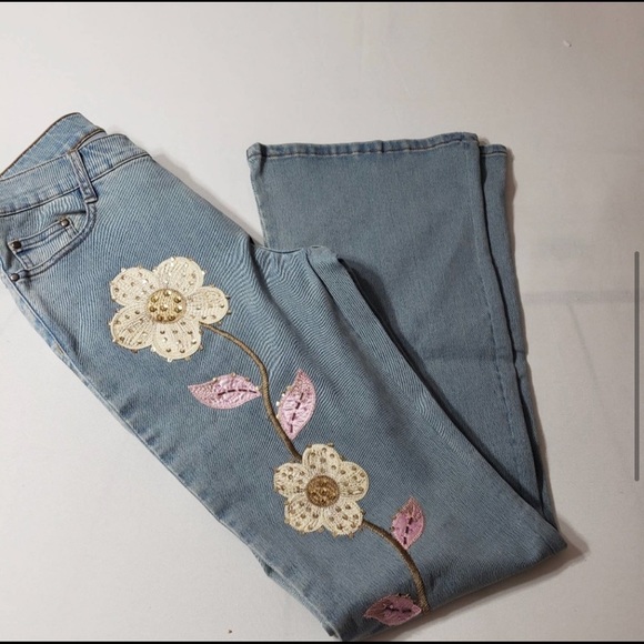 Cache embroidered jeans - Picture 4 of 8